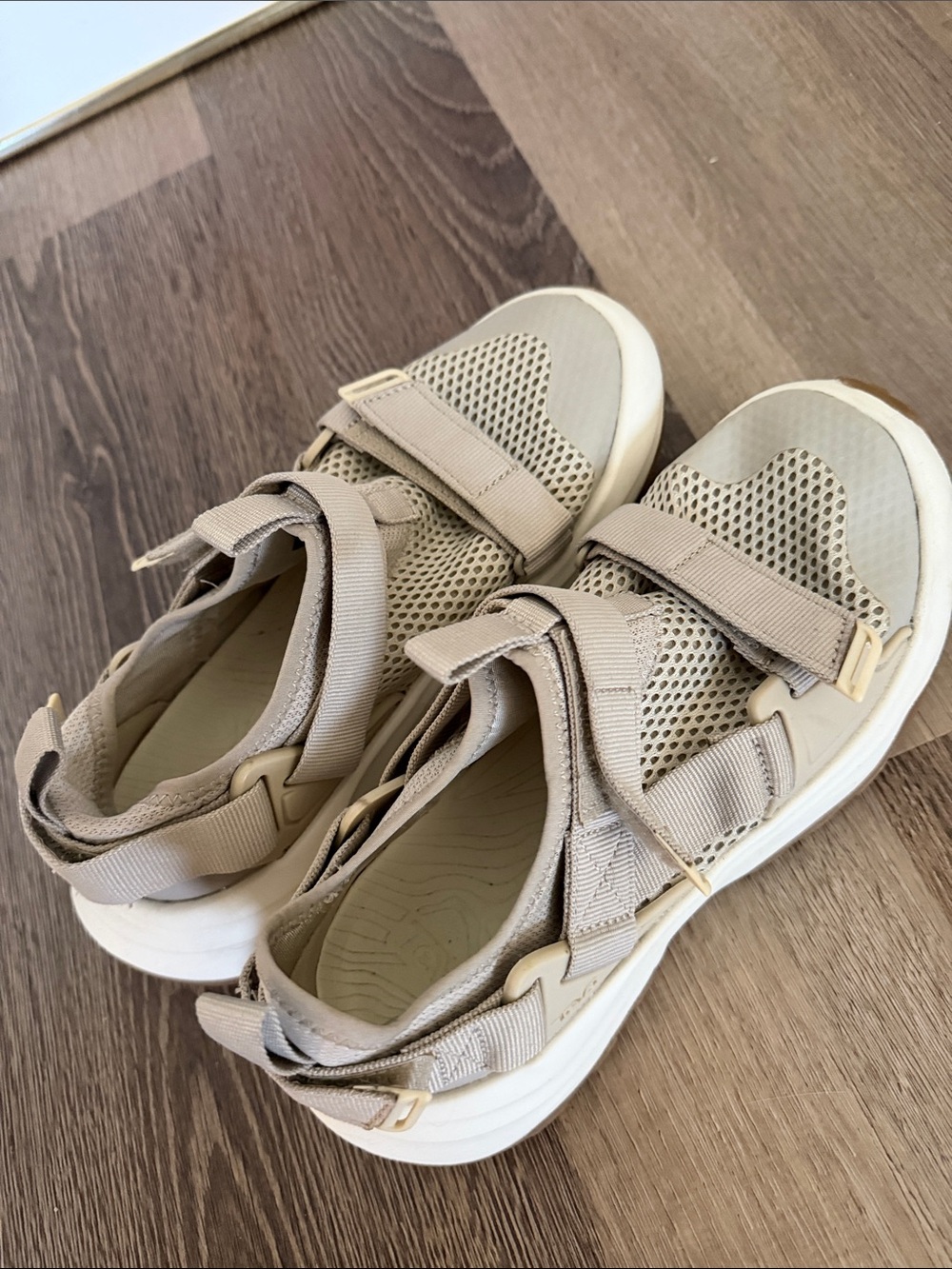 Teva Beige Sport Sandals with White Sole - Picture 6 of 9